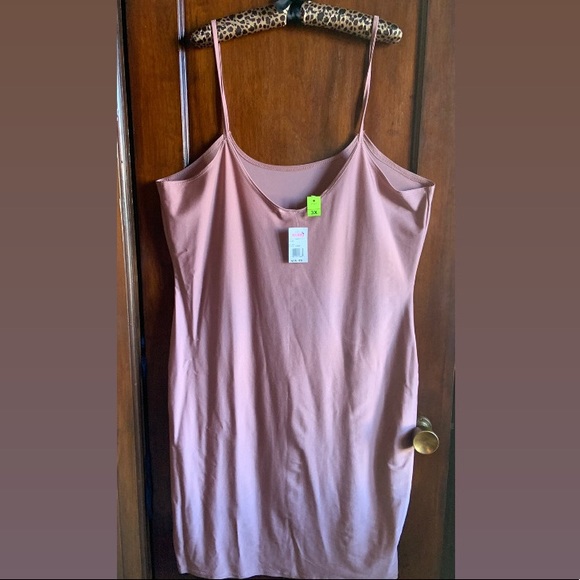 NWT🌟Spaghetti Strap Bodycon Satin Feel Dress - Picture 2 of 4